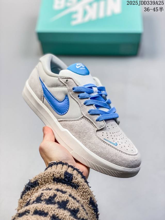 真标耐克Nike Sb Force 58是一款将前沿创新带入街头的单品，它具有硫化杯底，具有出色的耐用性和灵活性。使用帆布和绒面革，在饰面上放置通风口，它自始至