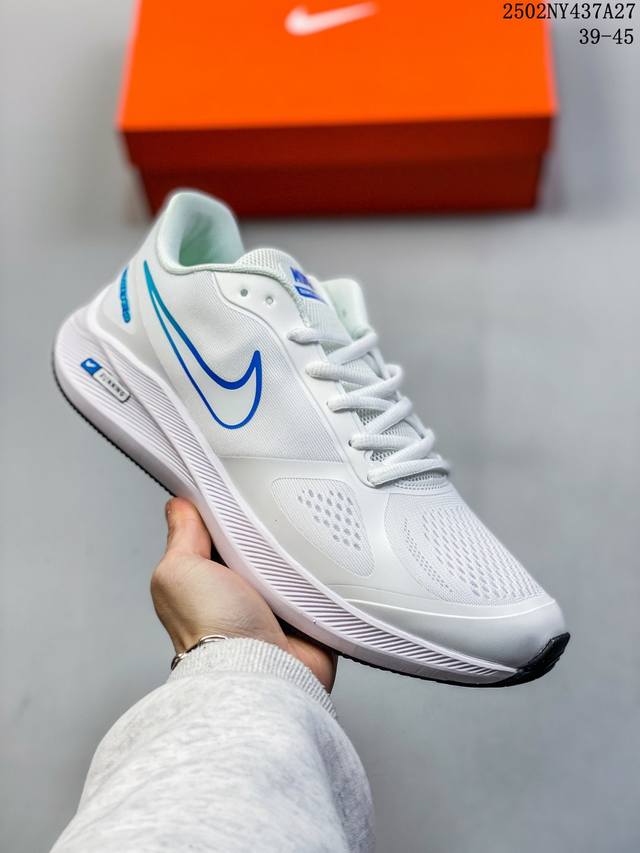 真标带半码！ 耐克Nike Zoom Winflo 7X W7登月 休闲运动跑步鞋。材质上升级更显耐磨性提高同时也使运动鞋在穿着的时候灵活度也得以提升 尺码：3