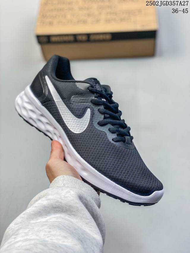 耐克 Nike Free Rn 5.0赤足跑步鞋透气缓震运动鞋 诞生于2004年，其定位为赤足训练，5.0表示该款鞋的缓震级别，数字越大，缓震效果越好越舒适。