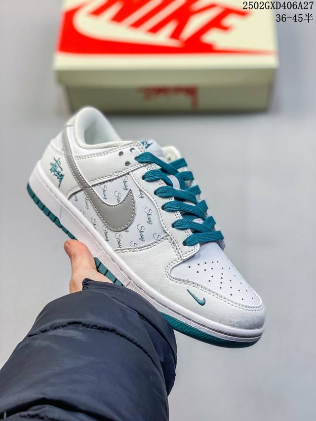 海外爆款限量发售！公司级 Nike Sb Dunk Low“ 斯图西联名 白灰绿印字” 周年高端定制 低帮休闲板鞋 定制鞋盒 大厂纯原品质出货 超高清洁度 皮料