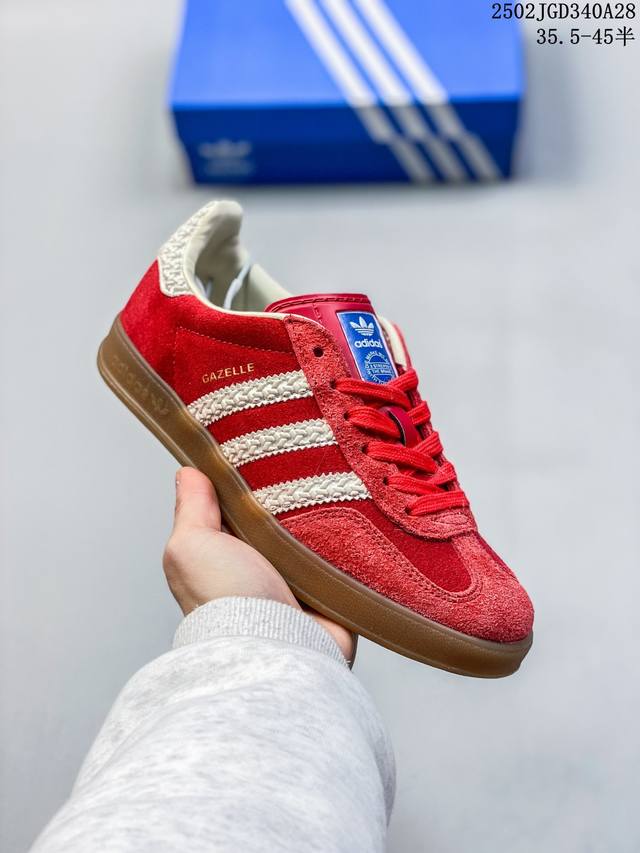 阿迪达斯 德训鞋 Adidas Originals Samba Og Shoes 经典运动鞋小白鞋 T头鞋 男女板鞋 彰显休闲摩登风情的时尚经典鞋。它诞生于50