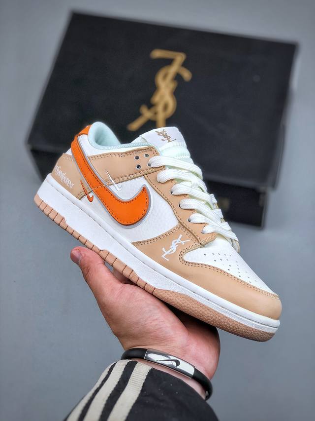 Nike Sb Dunk Low 圣罗兰三钩联名白黄橘性价比天花板 尝鲜先行版原装头层材料 独家版型蒸餾加工帶來的是更好的视觉和脚感体验大厂纯原品质出货 清洁度 - 点击图像关闭