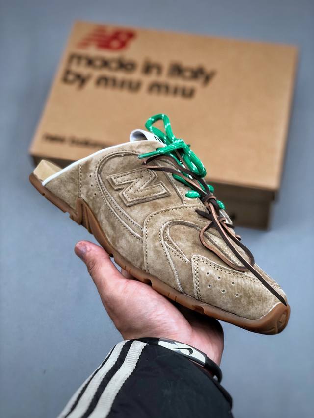 美拉德配色打造全新跨界合作，意大利奢侈品牌 缪缪Miumiu X Nb新百伦New Balance 530 Sl系列低帮经典复古休闲运动慢跑鞋货号：5D773D