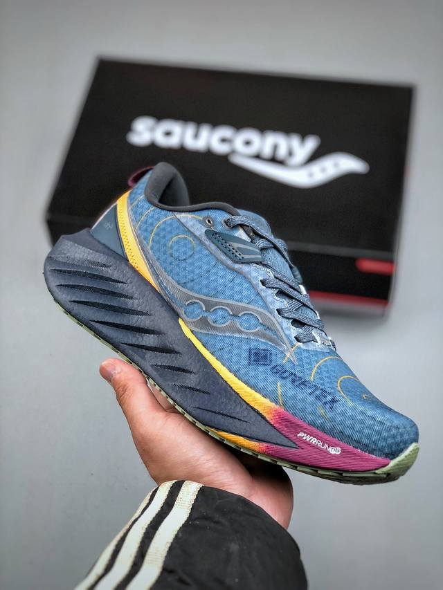 Saucony Triumph 22 索康尼 Pwrrun+高弹缓震泡棉材质,舒适踩S感#外置镂空Xt-900橡胶大底从胜利走向胜利，世界四大慢跑鞋之一！世界四