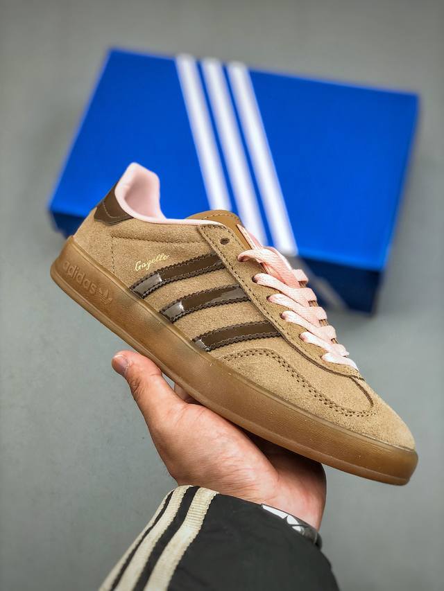 Adidas Originals Gazelle Indoor Jr8028 三叶草复古休闲防滑耐磨低帮板鞋 尺码：35-45 半