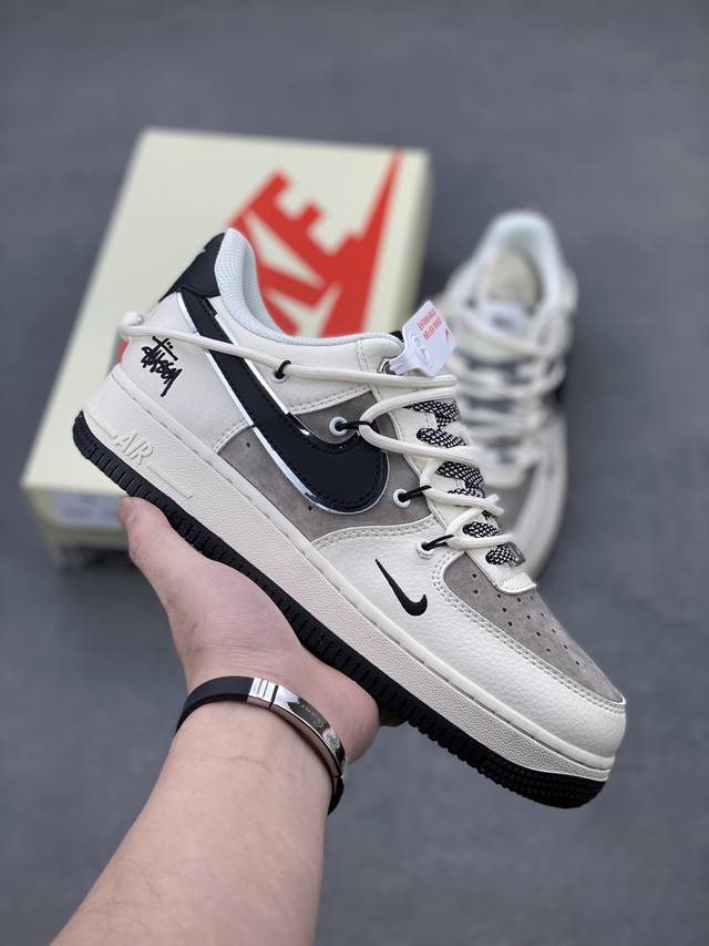 海外限量发售！公司级Nike Air Force 1 '07 Low 空军一号 低帮 运动鞋 休闲鞋 折边针车 工艺难度大 原楦头原纸板 原装鞋盒 定制五金配件