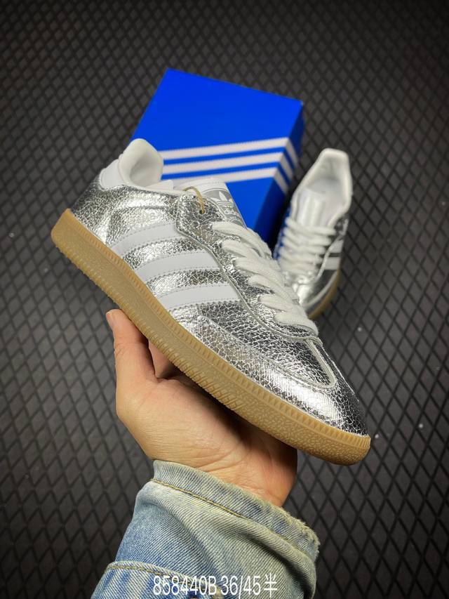 B 公司级阿迪达斯三叶草Adidas Originals Samba 桑巴舞系列绅士德训足球风百搭低帮休闲运动板鞋 货号:Jr0035 尺码:36 36.5 3