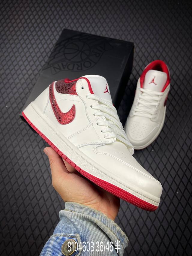 B Air Jordan 1 Low Aj1 乔1白红 低帮文化休闲板鞋 Hj9338-106 尺码：36 36.5 37.5 38 38.5 39 40 40